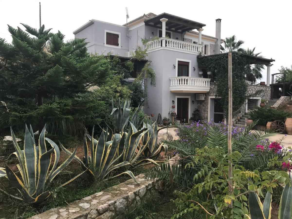 Loy Loy House Villa Koilás Екстериор снимка